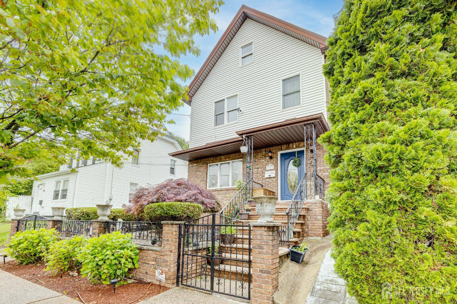 393 Hamilton AVE, Rahway, NJ 07065