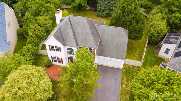 South Brunswick, NJ 08810,7 Sequoia DR