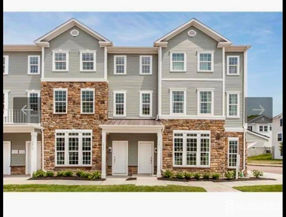 1513 E Hudson CIR, Highland Park, NJ 08904