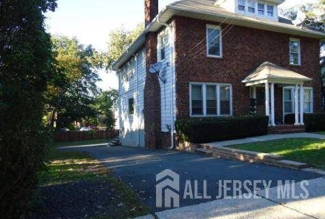 Metuchen, NJ 08840,37 Highland AVE #3