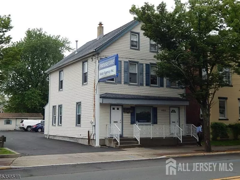 Dunellen, NJ 08812,422 North AVE