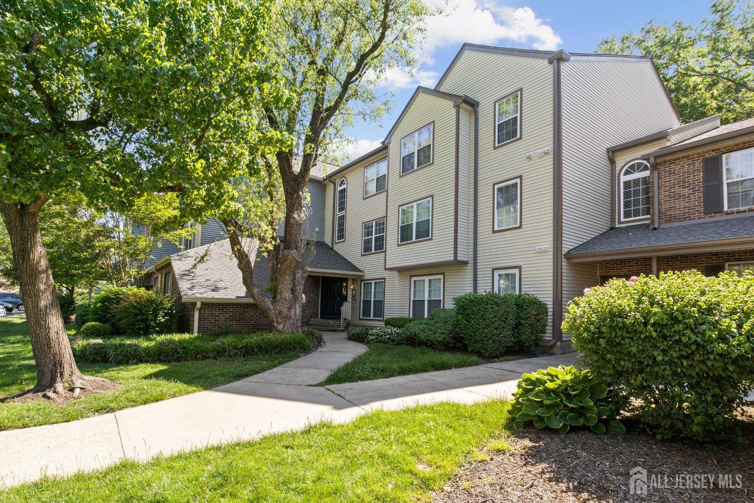 6072 Cedar CT, South Brunswick, NJ 08852