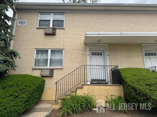 400 Cranbury RD #15, East Brunswick, NJ 08816