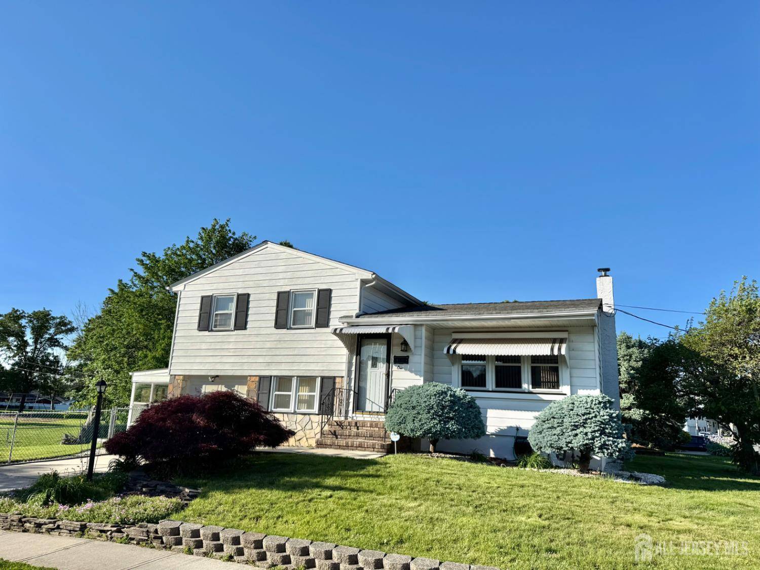 South River, NJ 08882,1 Oak ST