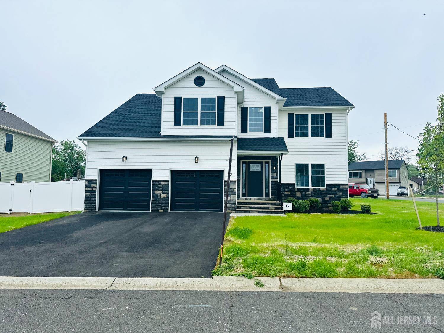 63 Wooley ST, Aberdeen, NJ 07747