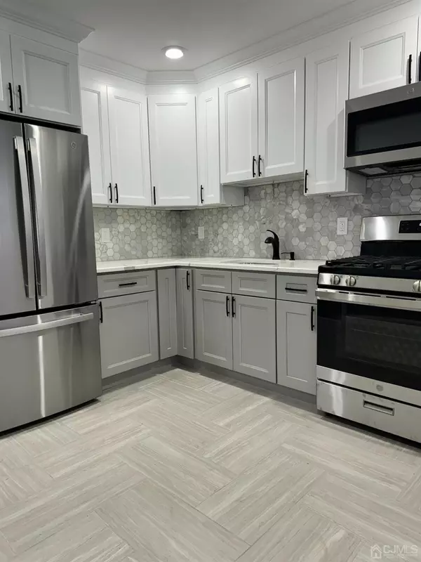 43 Frederick TER #2, Irvington, NJ 07111