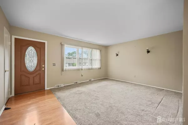 Old Bridge, NJ 07747,10 Nebraska DR