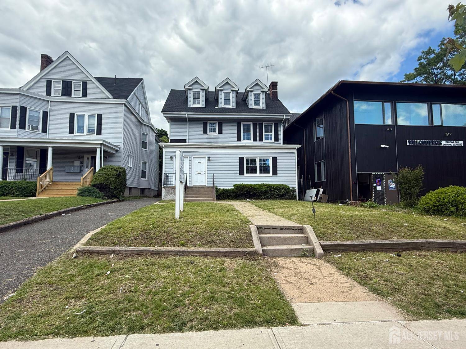 201 Livingston AVE, New Brunswick, NJ 07002
