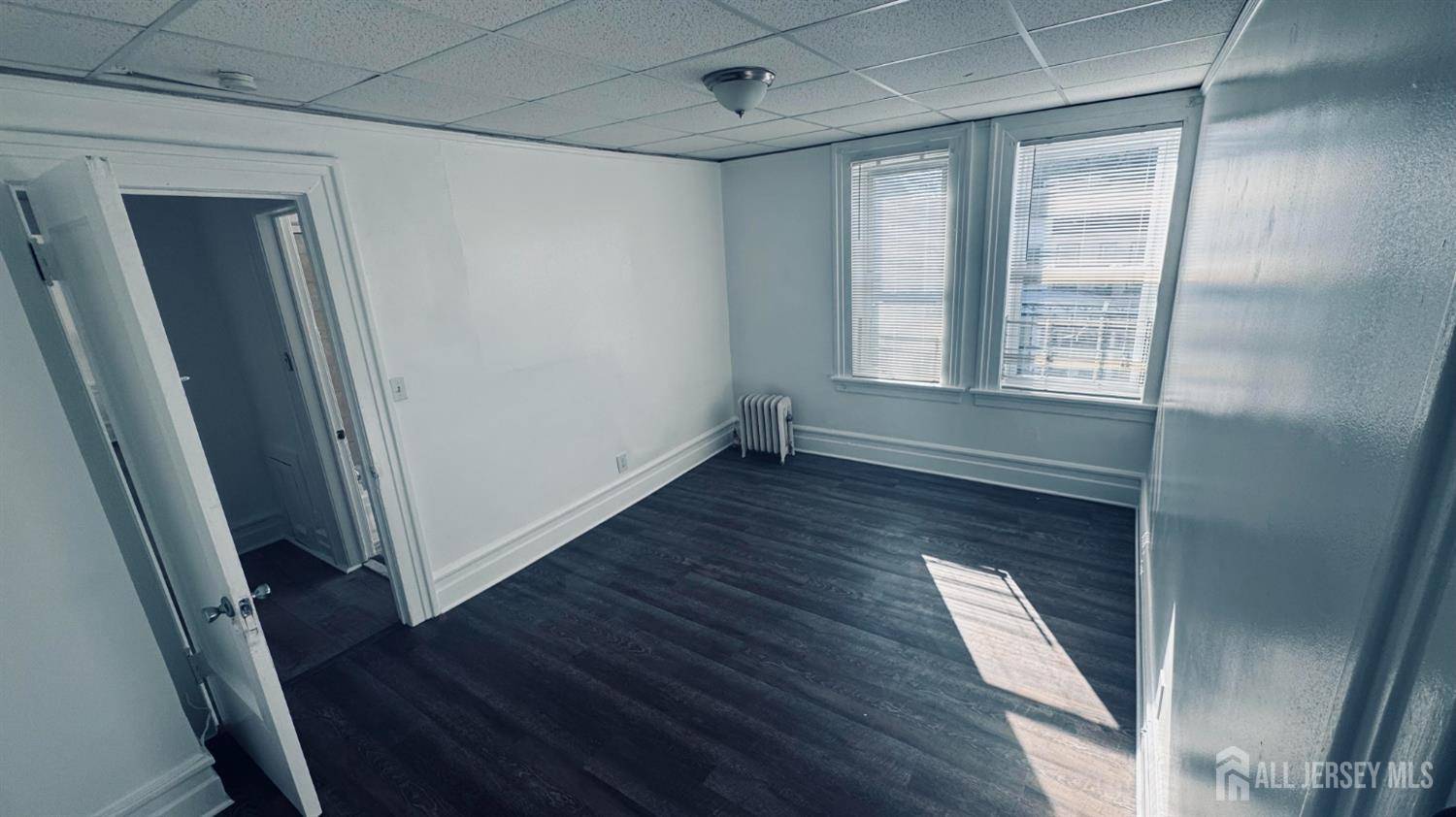 Perth Amboy, NJ 08861,110 Market ST #3E