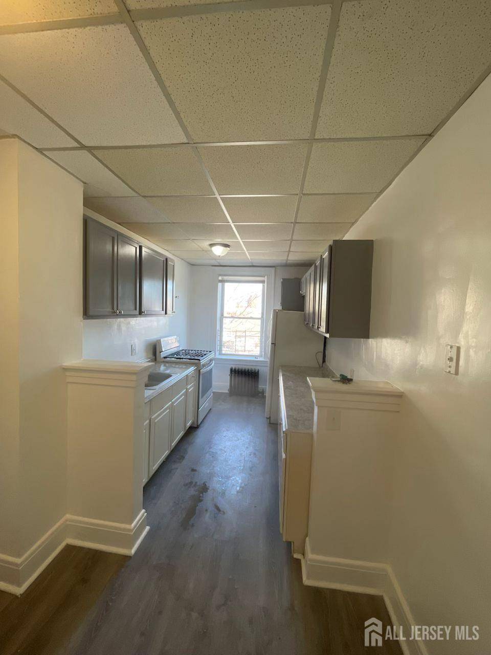 110 Market ST #3E, Perth Amboy, NJ 08861