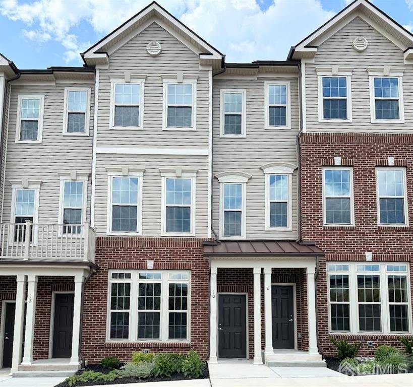 10 Sternadori RD, Somerville, NJ 08876