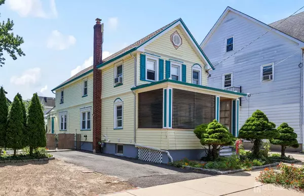 South Amboy, NJ 08879,365 E John ST