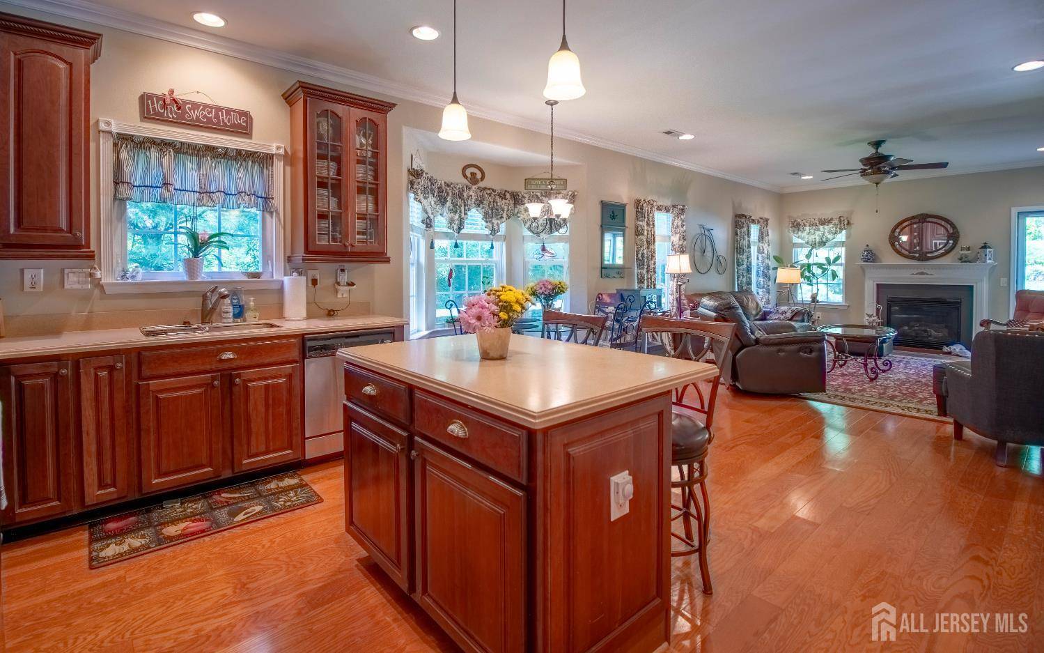 Monroe, NJ 08831,128 Fontaine CT