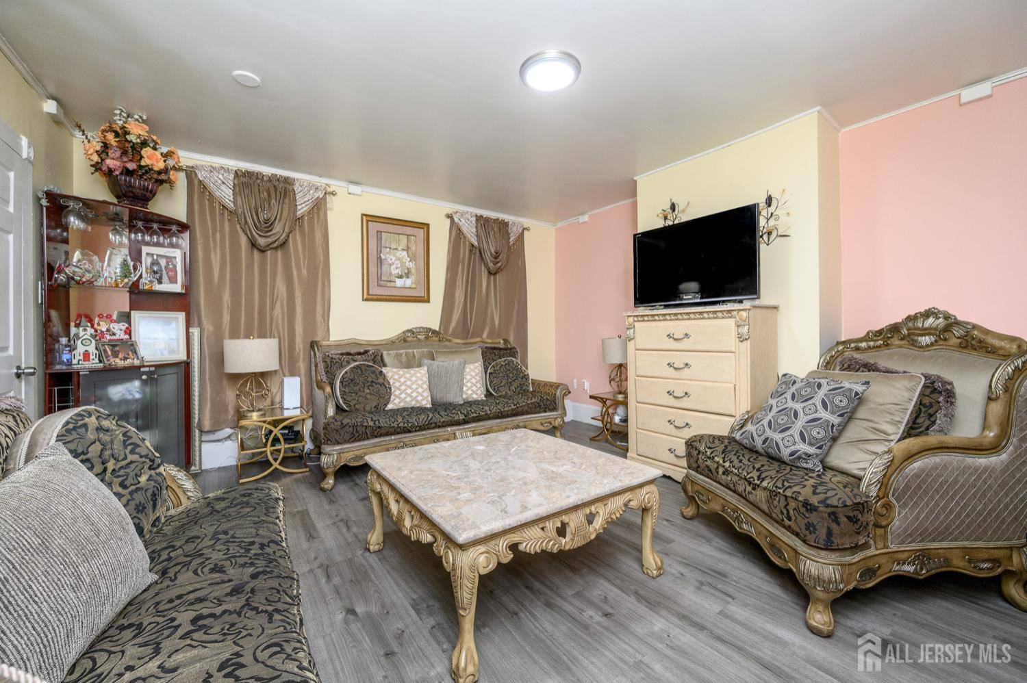 Perth Amboy, NJ 08861,109 Washington ST