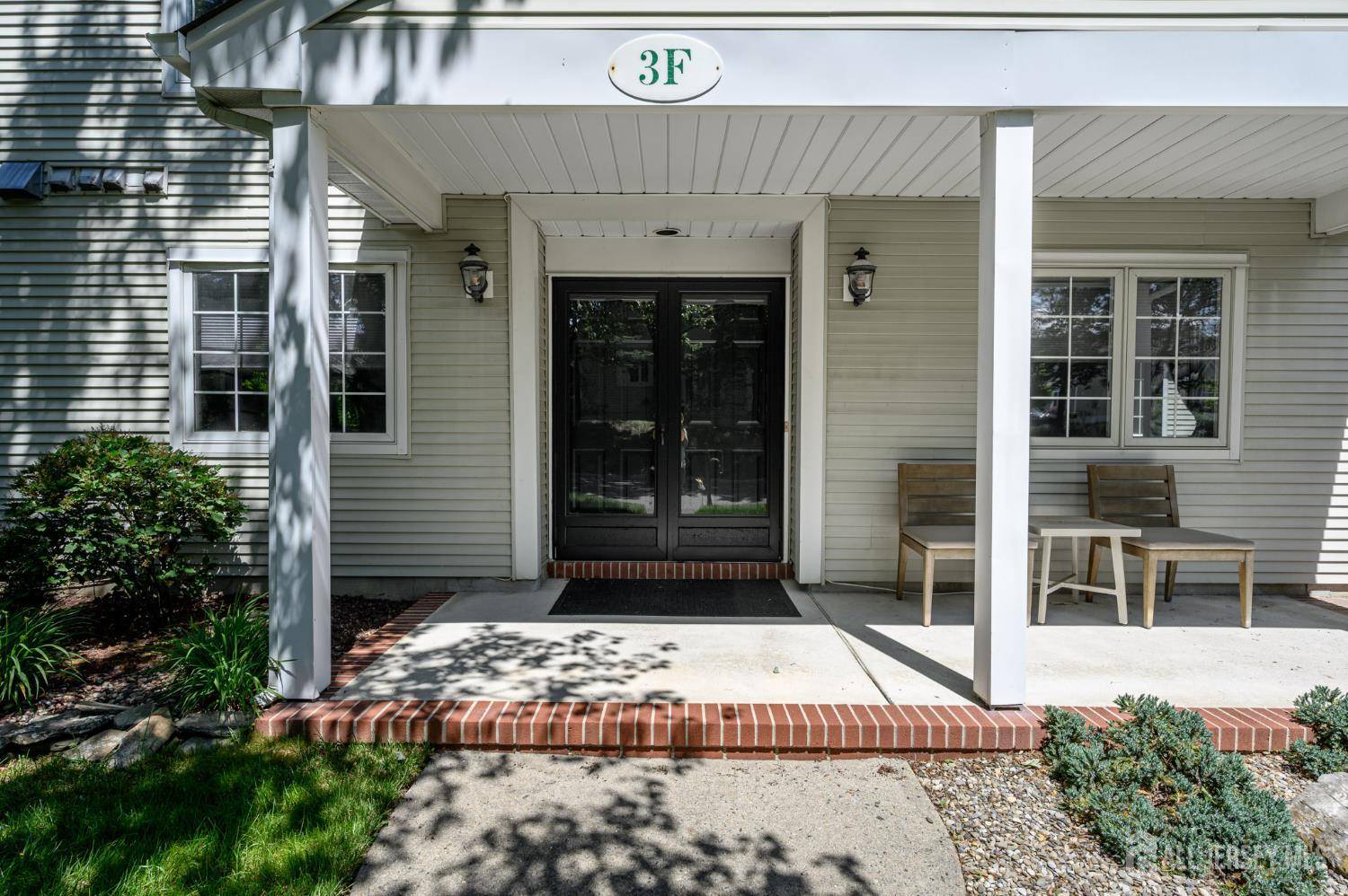 Monroe, NJ 08831,3-F Chadwick LN