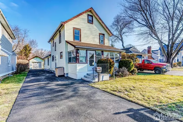158 Stout AVE, Middlesex, NJ 08846