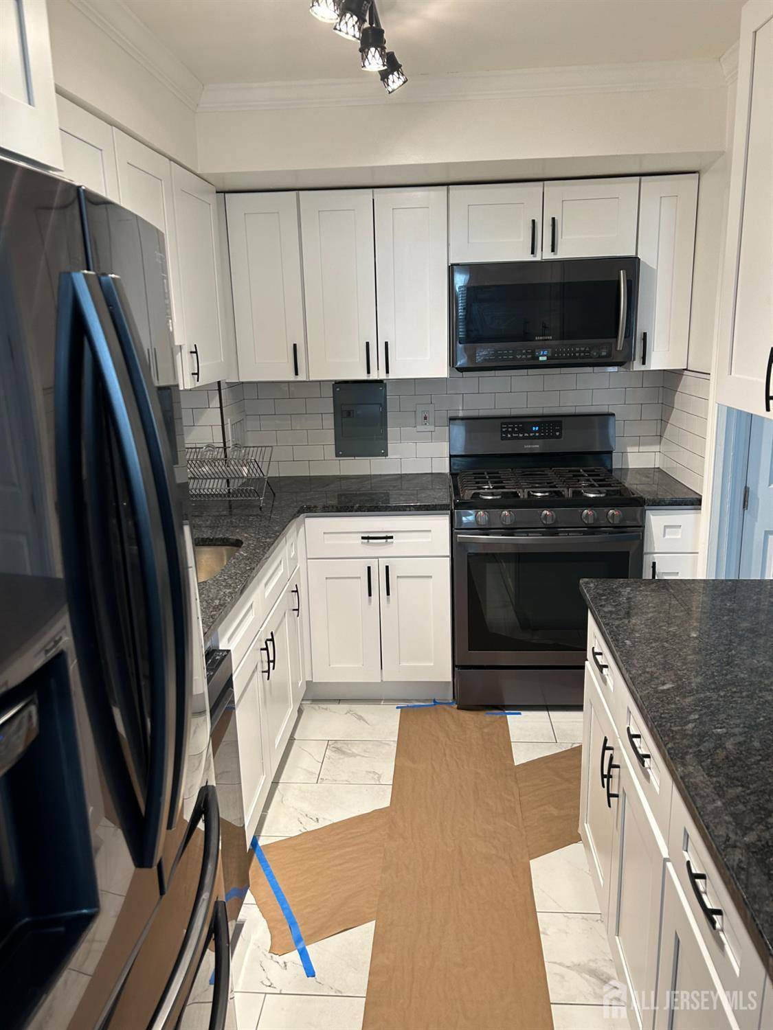 East Orange, NJ 07017,276 Prospect ST #3H