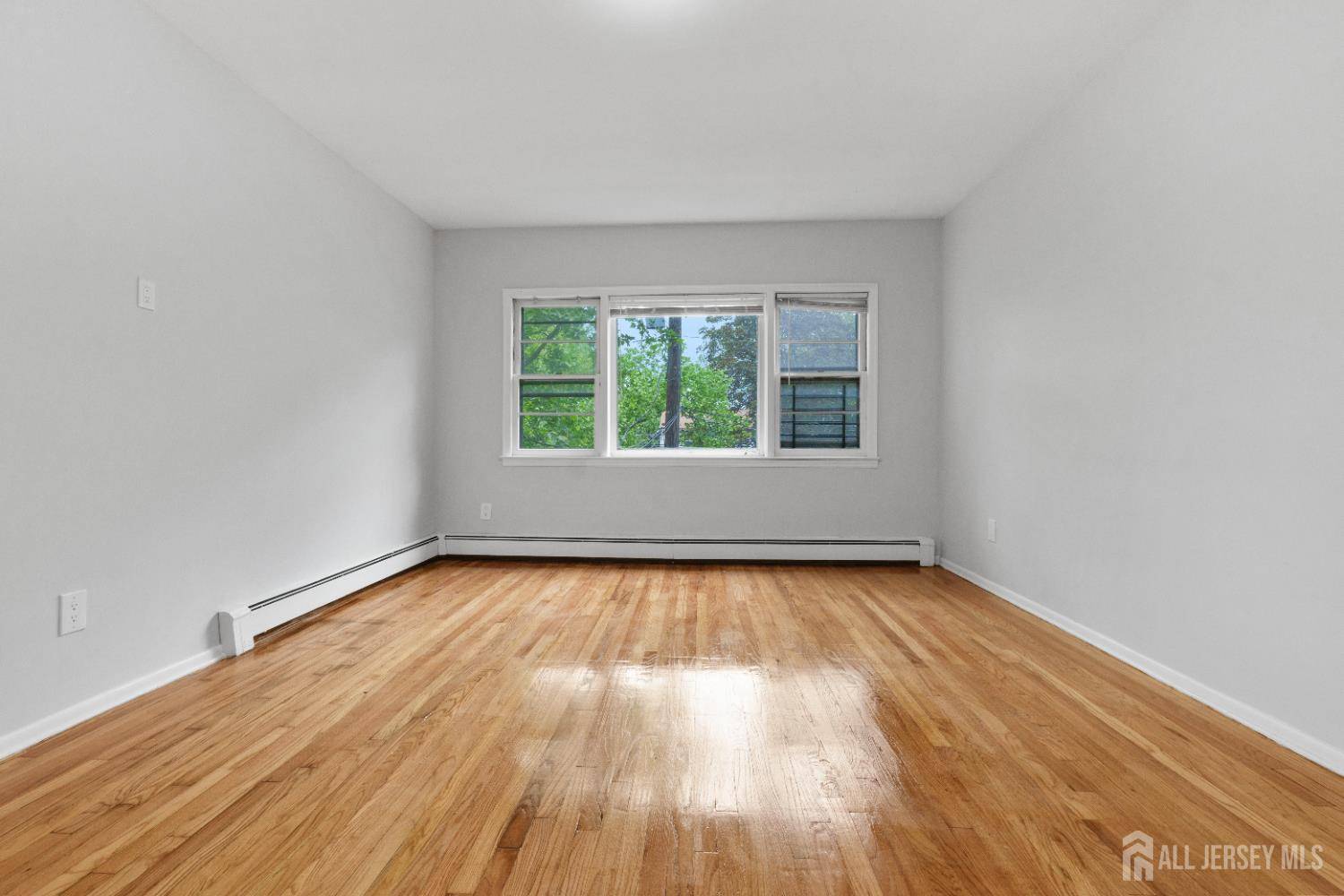 Rahway, NJ 07065,2063 Elizabeth AVE