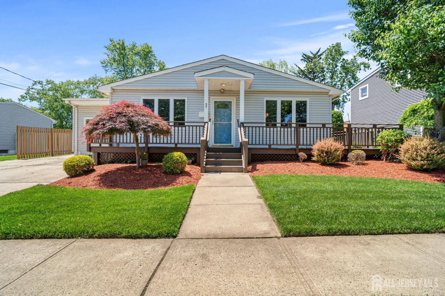37 Carole RD, Old Bridge, NJ 08857