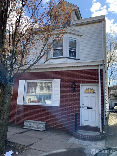 1065 S Clinton AVE, Trenton, NJ 08611