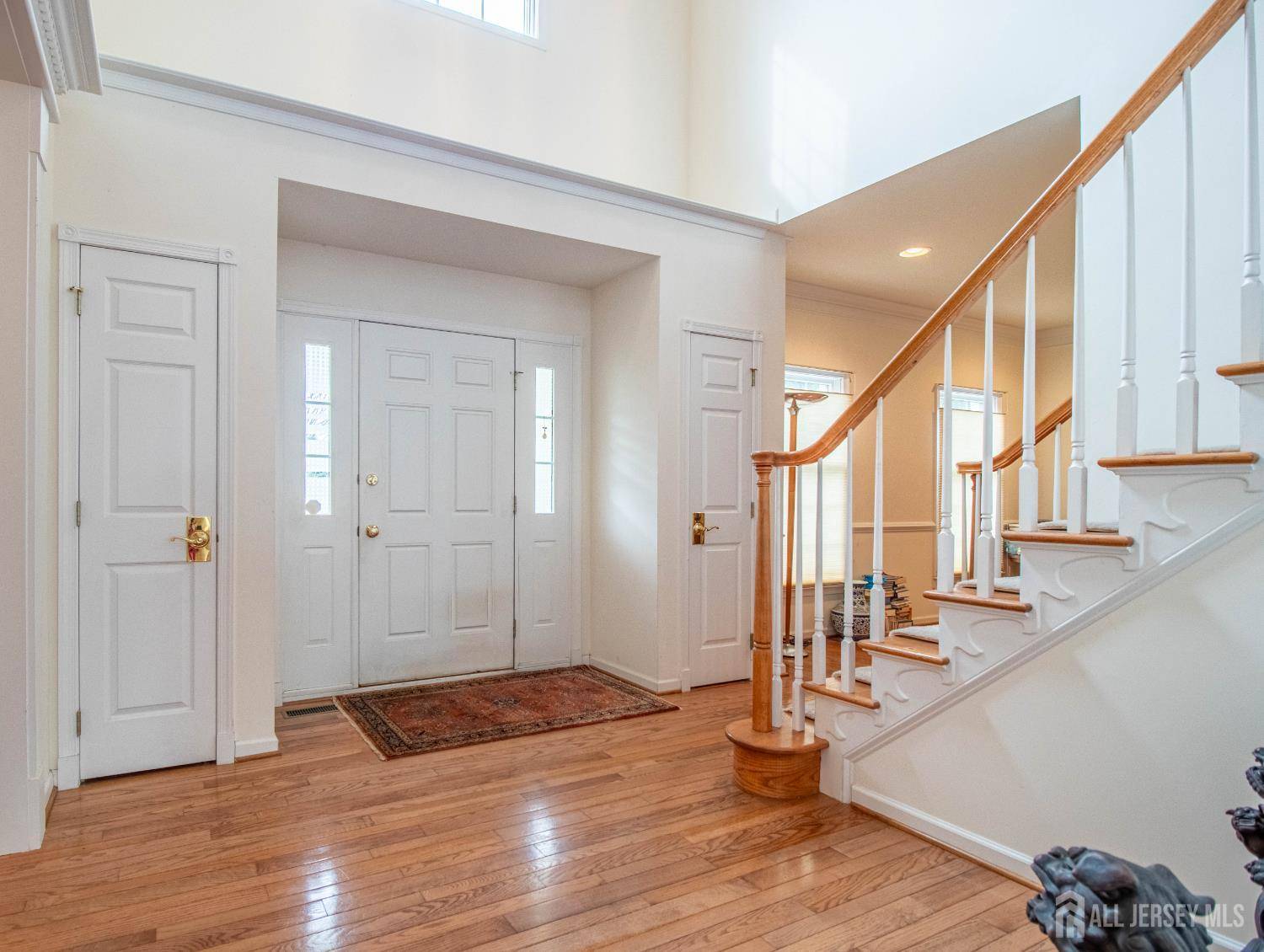 Monroe, NJ 08831,1 Saddle CT