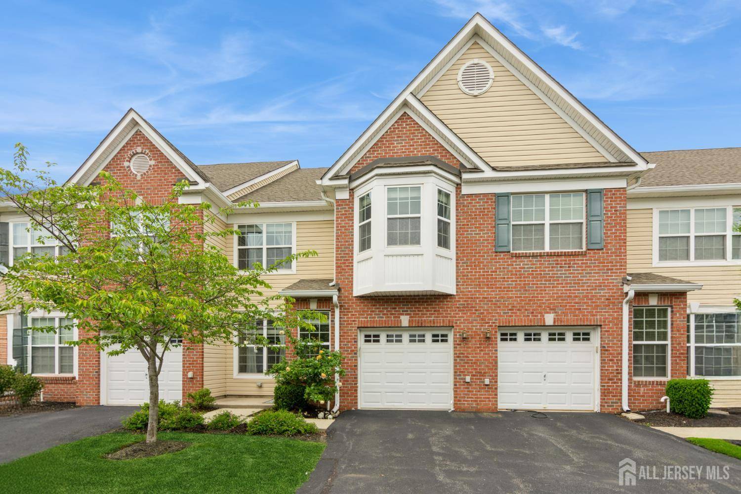 2423 canterbury LN, North Brunswick, NJ 08902