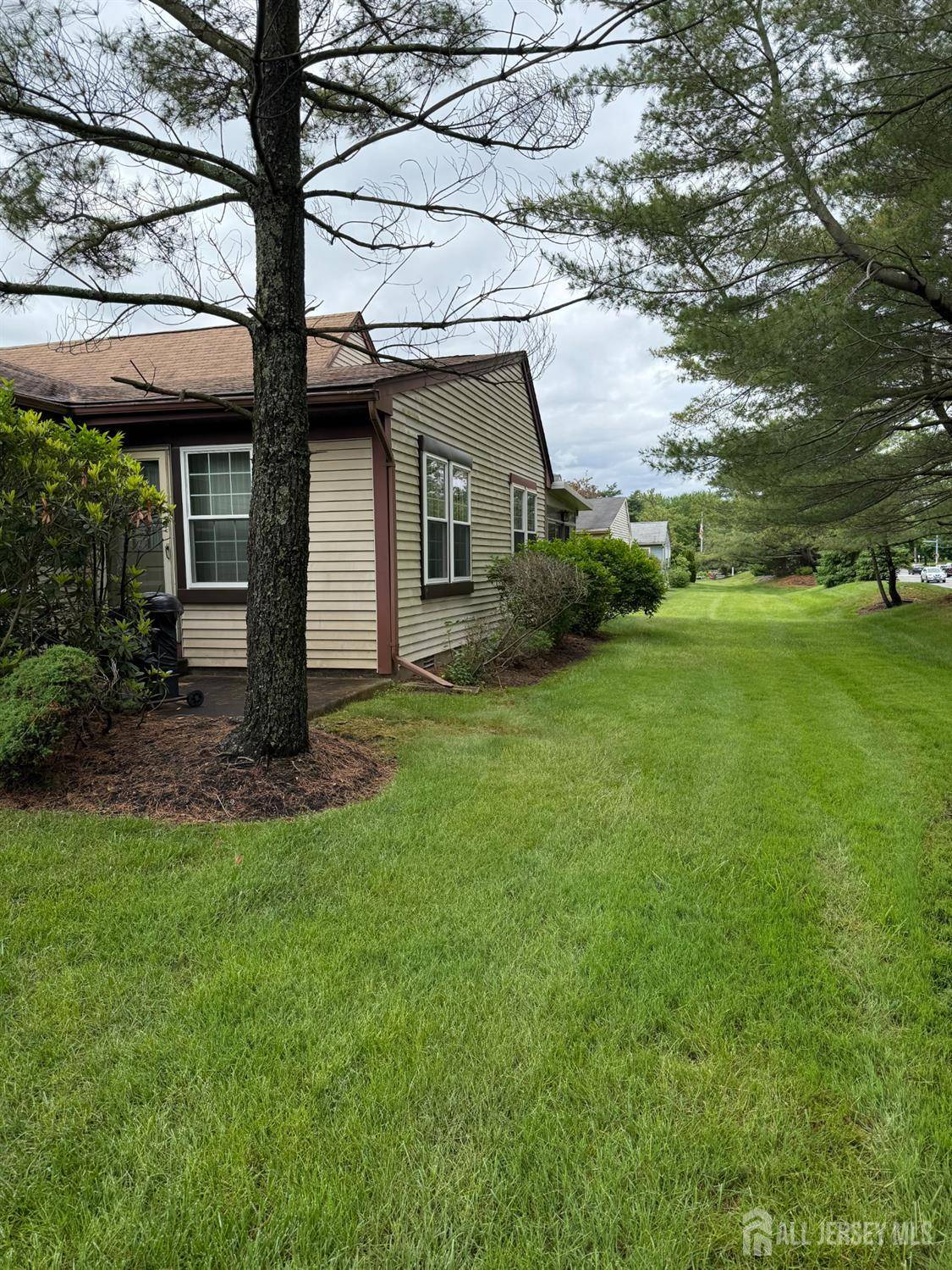 145 Concordia CIR #A, Monroe, NJ 08831