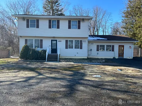 699 Tennent RD, Manalapan, NJ 07726