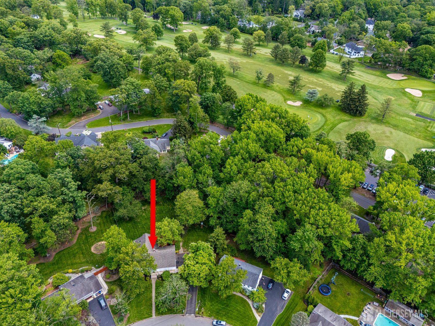 Edison, NJ 08820,9 Fielding PL