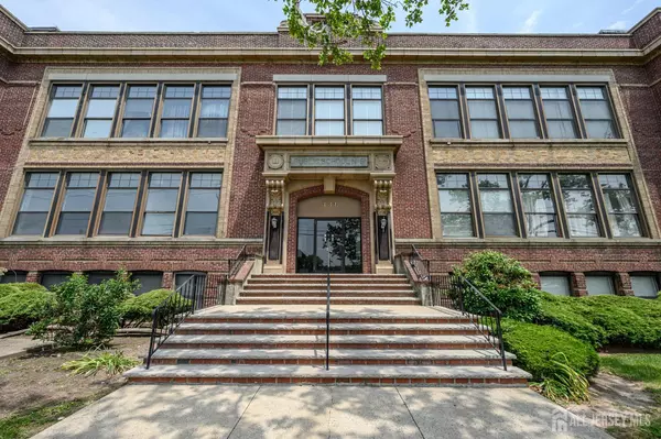 434 Lawrence ST #12, Perth Amboy, NJ 08861