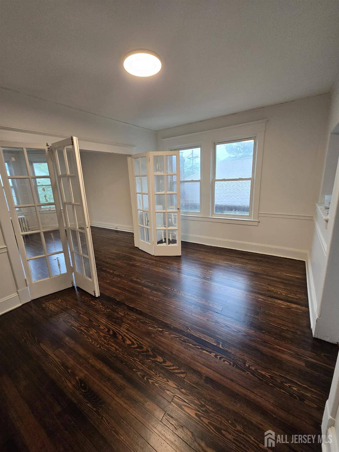 Highland Park, NJ 08904,117-119 N 3rd AVE N #2