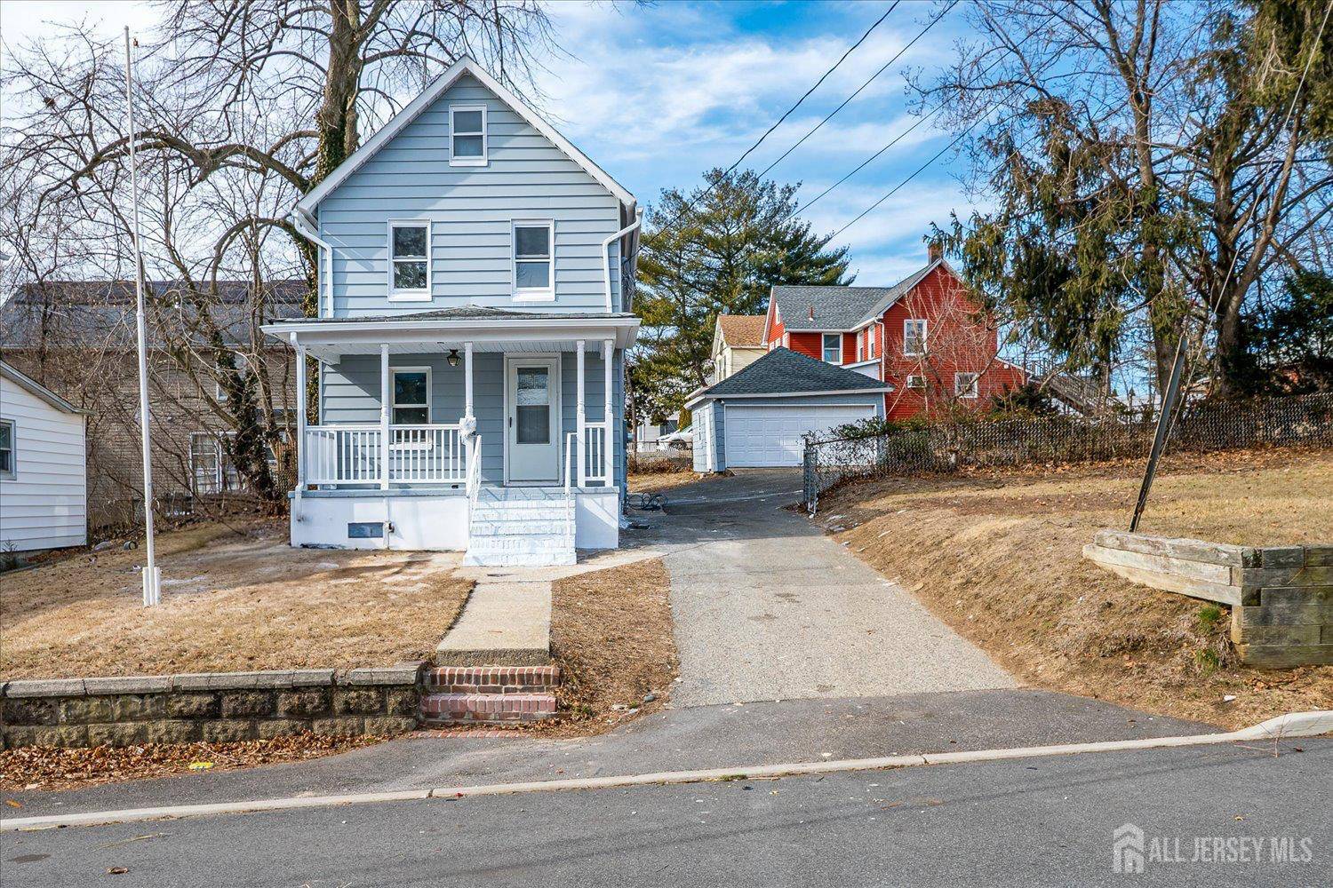31 Smullen ST, Sayreville, NJ 08872