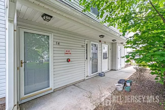 Edison, NJ 08820,84 Prestwick WAY