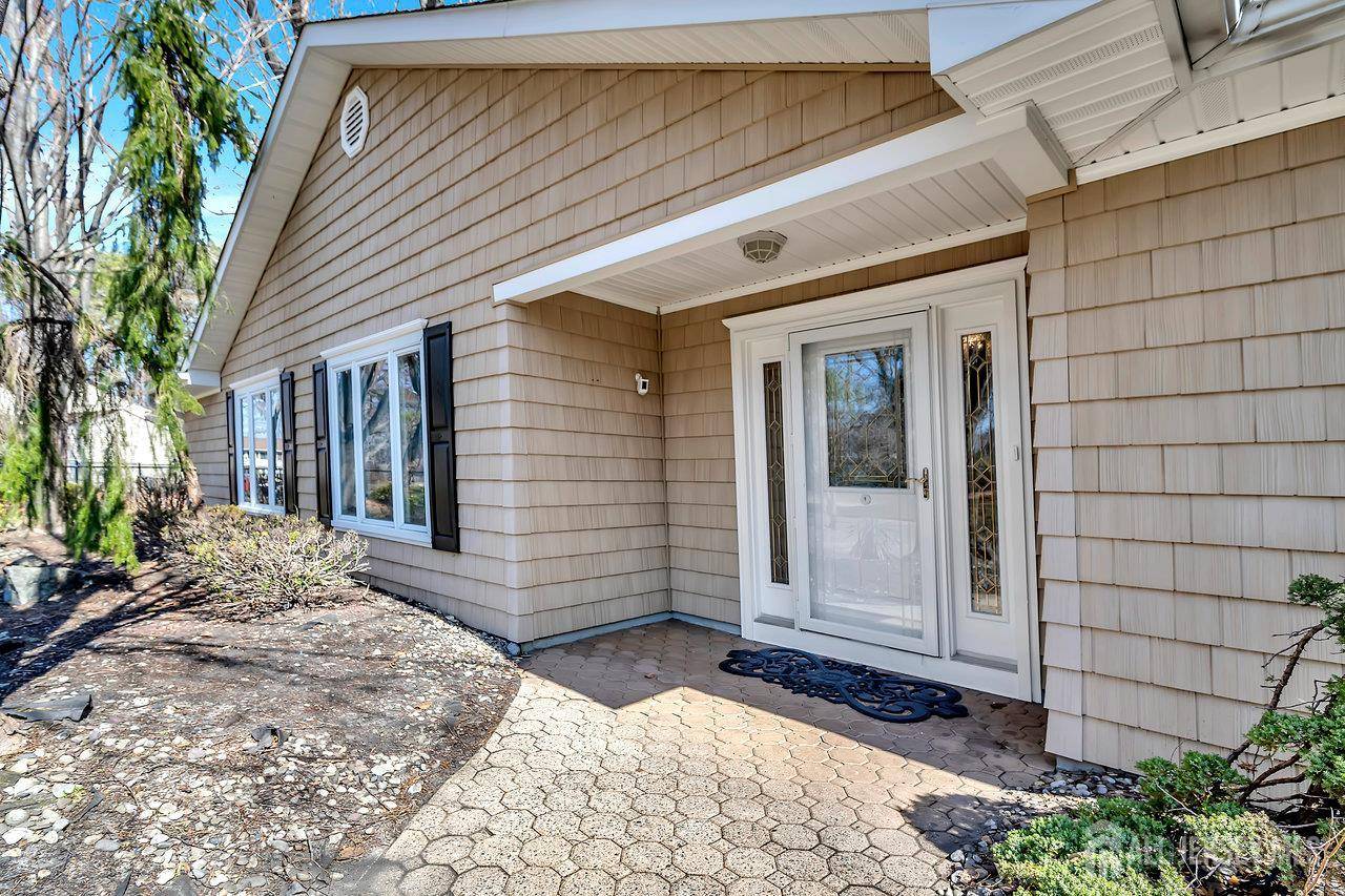 Monroe, NJ 08831,3 Edward AVE