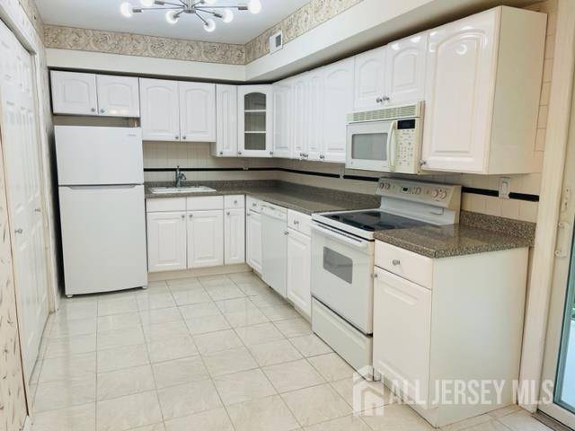 8 Indiana CT #D, Old Bridge, NJ 07747
