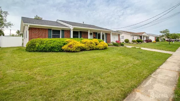 Monroe, NJ 08831,11 Drexel TER