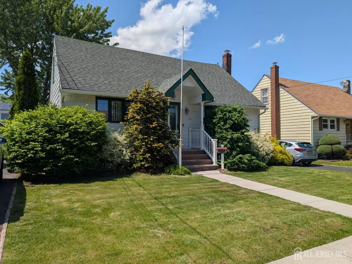 Carteret, NJ 07008,33 Cypress ST