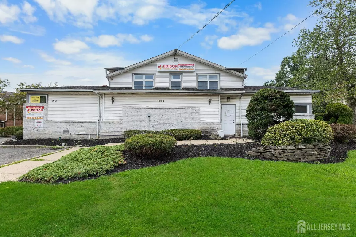 Edison, NJ 08820,1813 Oak Tree Road RD