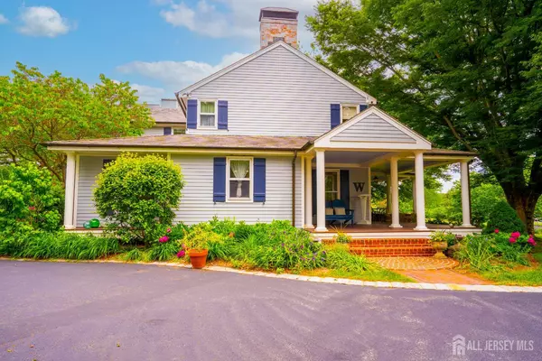 West Windsor, NJ 08550,7 Finch CT