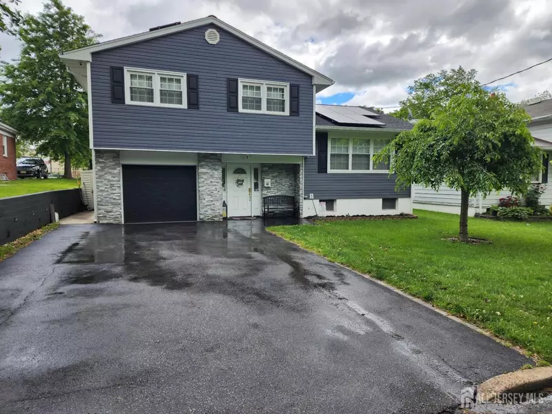 36 Richard AVE, Hopelawn, NJ 08861