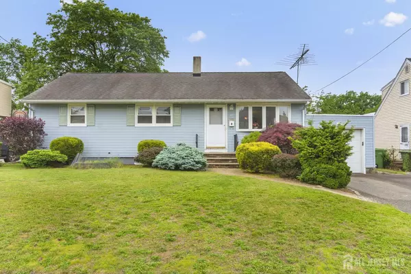 15 Vincent ST, Sayreville, NJ 08859