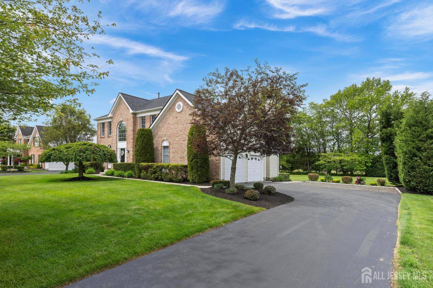 Monroe, NJ 08831,24 Saddle CT