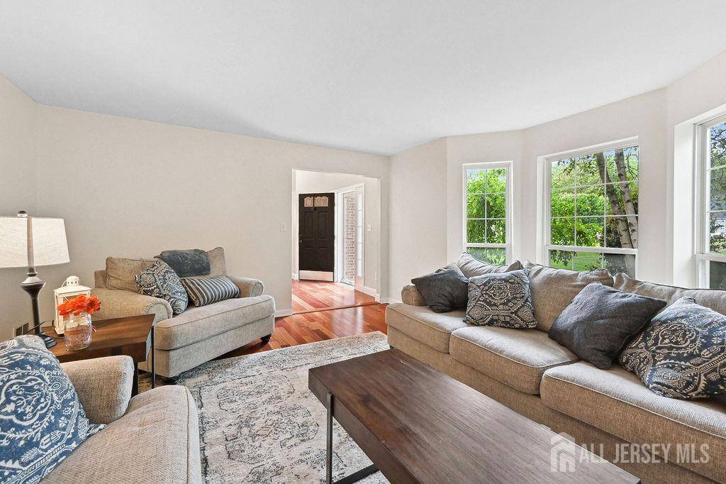 Jackson, NJ 08527,8 Sugar Pine DR