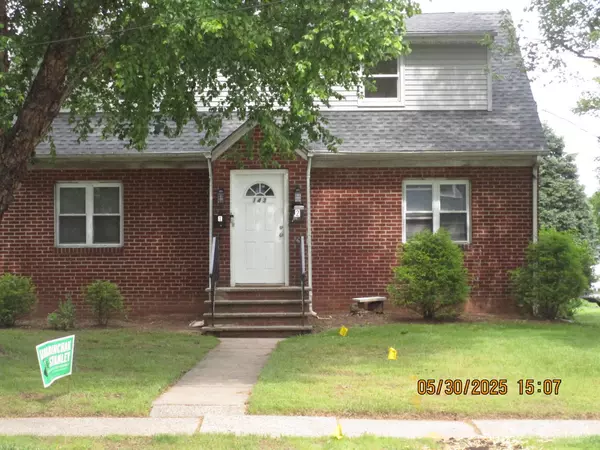 Edison, NJ 08817,143 Vineyard RD