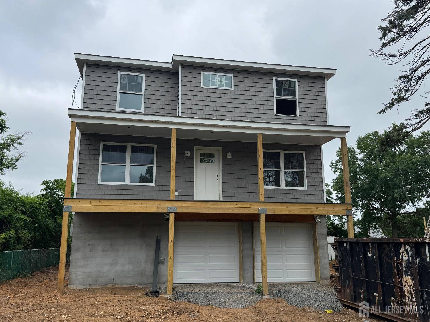 17 John ST, Sayreville, NJ 08872