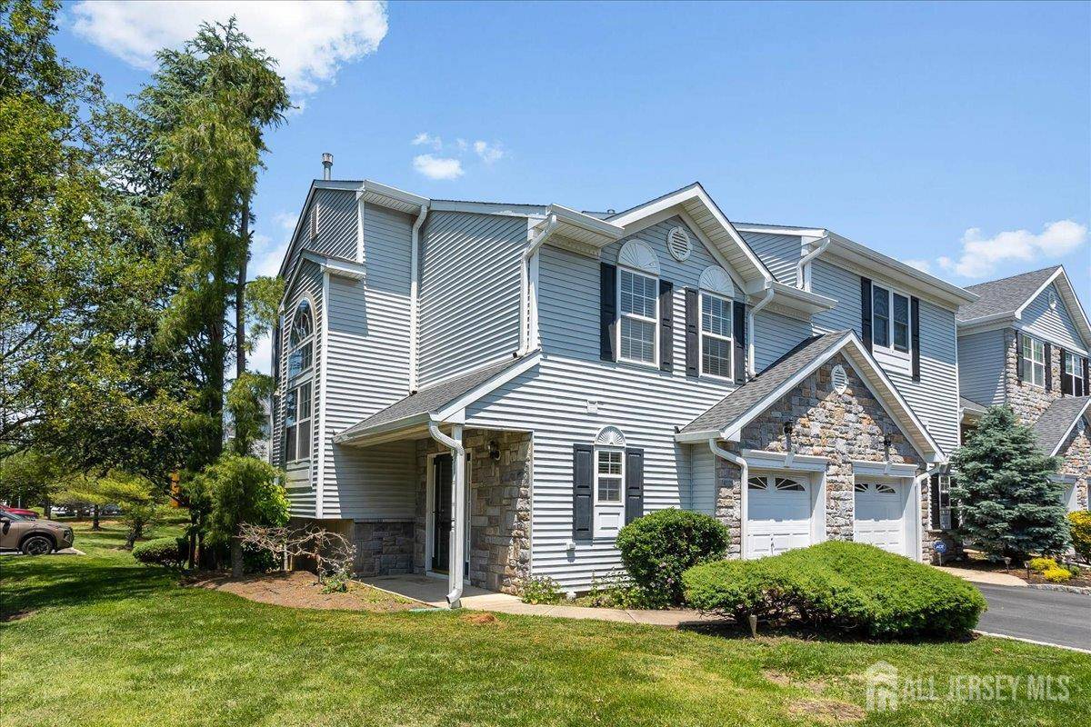 24 Hanna LN, Old Bridge, NJ 08879