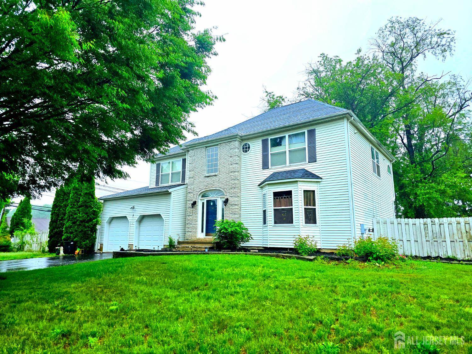 53 Perilli DR, Hamilton, NJ 08610