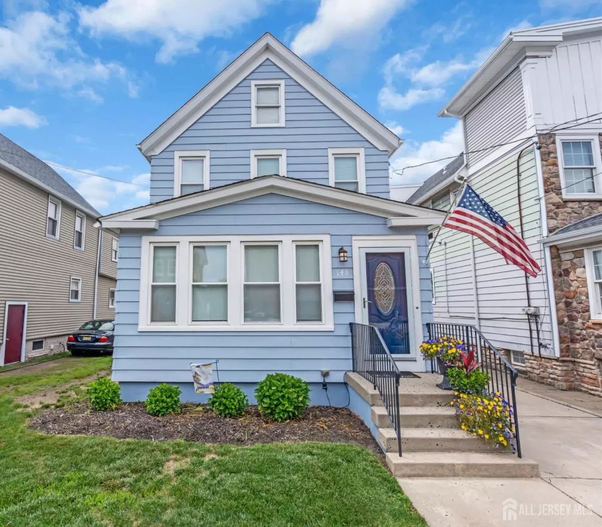 Carteret, NJ 07008,143 Emerson ST