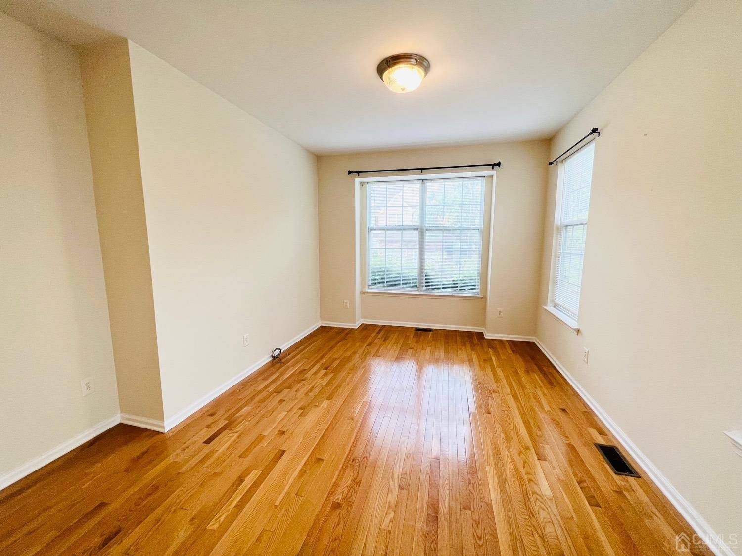 South Brunswick, NJ 08810,1806 Dahlia CIR