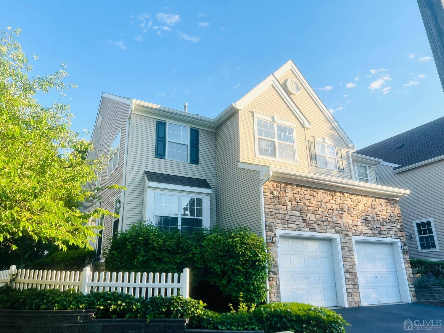 1806 Dahlia CIR, South Brunswick, NJ 08810